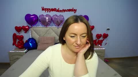 abbytaylorr online show from 02/13/25, 02:20
