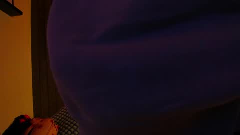 Snapshot of abbywathson chatting on 05/07/26, 11:37 A B B Y online show from 05/07/26, 11:37
