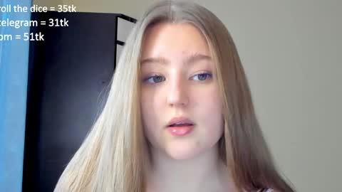 Snapshot of abbywyte chatting on 01/11/25, 11:12 Abby Stream at Sat Sun Mon Fri online show from 01/11/25, 11:12