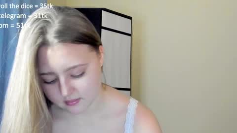 Snapshot of abbywyte chatting on 01/18/25, 01:18 Abby Stream at Sat Sun Mon Fri online show from 01/18/25, 01:18