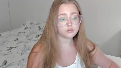 Abby    Stream at Sat  Sun  Mon  Fri online show from 03/13/26, 06:14