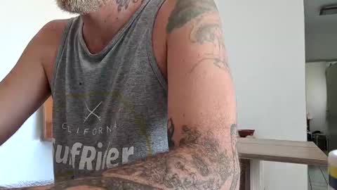 Snapshot of abcfucknlove chatting on 12/30/24, 01:36 hotmansolo online show from 12/30/24, 01:36