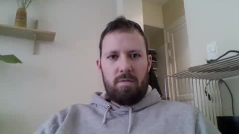 Snapshot of abedreng chatting on 02/15/26, 12:14 abedreng online show from 02/15/26, 12:14