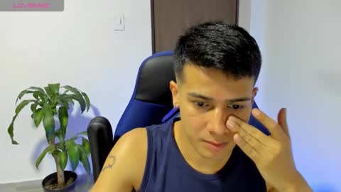 Independence model AbelAsburgo online show from 10/29/25, 06:59