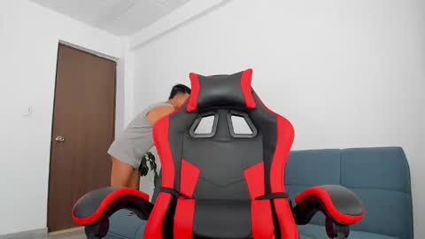 Snapshot of abelasburgo chatting on 03/21/26, 11:48 Independence model AbelAsburgo online show from 03/21/26, 11:48