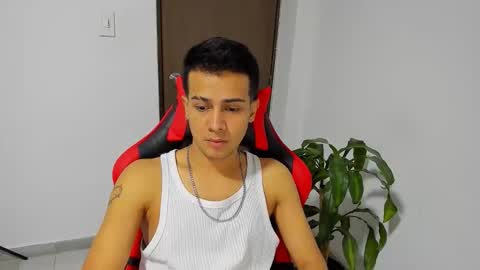 Snapshot of abelasburgo chatting on 04/06/26, 12:52 Independence model AbelAsburgo online show from 04/06/26, 12:52