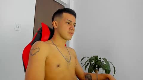 Snapshot of abelasburgo chatting on 04/09/26, 10:15 Independence model AbelAsburgo online show from 04/09/26, 10:15