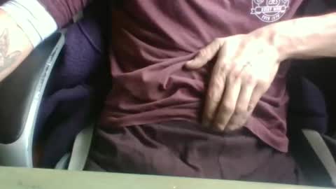 Snapshot of abelh99 chatting on 02/16/26, 03:52 abelh99 online show from 02/16/26, 03:52