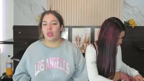 Snapshot of abella_as_ chatting on 09/26/25, 02:54 abella_as_ online show from 09/26/25, 02:54