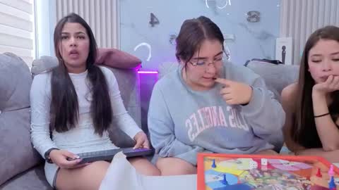 abella_as_ online show from 02/05/26, 07:18