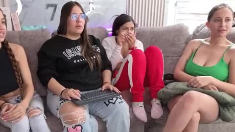 abella_as_ online show from 03/03/26, 01:28