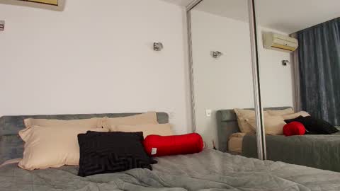 Mermaid online show from 01/12/26, 08:03