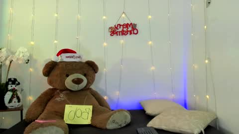  Abella and Kendra  online show from 12/07/24, 05:31