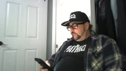 Snapshot of abennett76 chatting on 05/17/26, 11:34 AJ online show from 05/17/26, 11:34