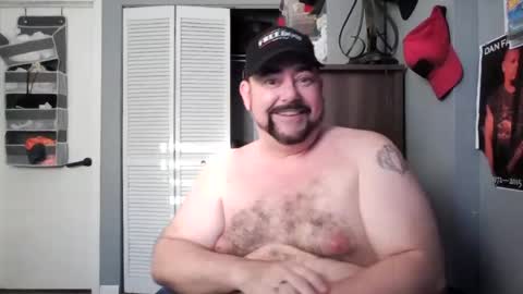 Snapshot of abennett76 chatting on 06/13/26, 02:20 AJ online show from 06/13/26, 02:20