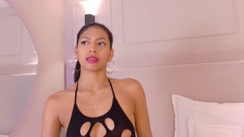 Snapshot of abiehils chatting on 02/13/25, 02:42 abiehils online show from 02/13/25, 02:42