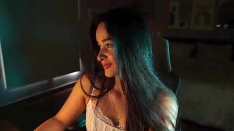 Snapshot of abigail_adamss_ chatting on 06/17/26, 06:42 Abigail online show from 06/17/26, 06:42
