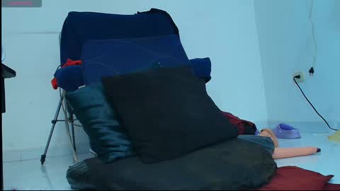 Snapshot of abigail_curvy chatting on 03/09/26, 02:10 Abigail online show from 03/09/26, 02:10