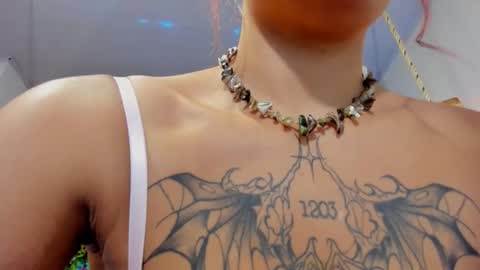 Snapshot of abigail_dulce chatting on 03/15/26, 05:57 Abigail online show from 03/15/26, 05:57