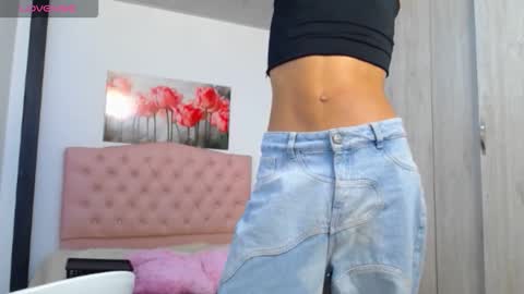 Abigail online show from 11/03/25, 11:37