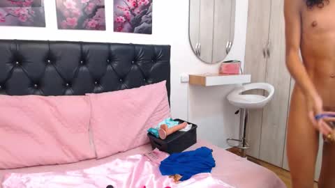 Snapshot of abigail_f00x chatting on 03/28/26, 02:05 Abigail online show from 03/28/26, 02:05