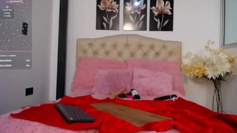 Snapshot of abigail_f00x chatting on 04/19/26, 07:16 Abigail online show from 04/19/26, 07:16