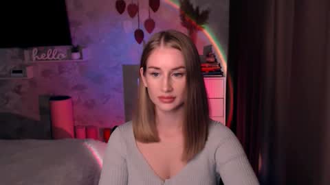 Anna online show from 10/07/25, 04:15