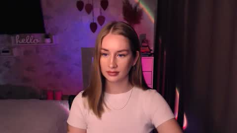 Anna online show from 11/10/25, 06:51