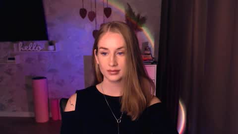 Anna online show from 11/18/25, 07:51