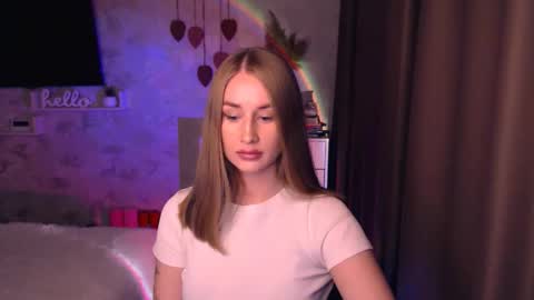 Anna online show from 11/20/25, 06:29