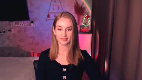 Anna online show from 12/03/25, 06:39