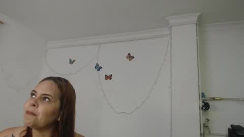 Snapshot of abigail_jhonss chatting on 01/03/25, 01:05 abigail_jhonss online show from 01/03/25, 01:05