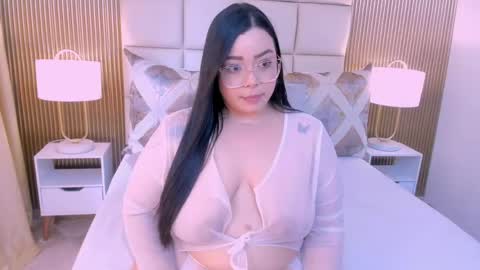 Snapshot of abigail_pride chatting on 05/21/26, 07:43 Abi wuw online show from 05/21/26, 07:43