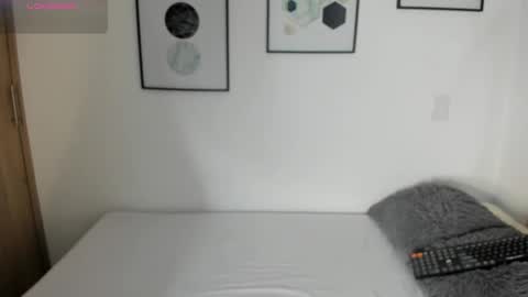 Snapshot of abigail_w chatting on 04/16/26, 12:33 abigail online show from 04/16/26, 12:33