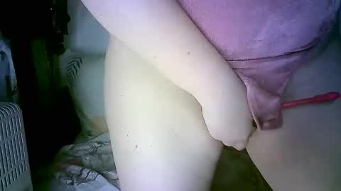 Snapshot of abigailove4u chatting on 12/13/24, 09:20 GoldenFish online show from 12/13/24, 09:20