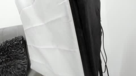 Abigail online show from 11/08/25, 11:54