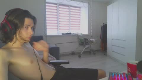 Snapshot of abobus123 chatting on 12/05/24, 09:28 hi  cum in pvt noi extra tip online show from 12/05/24, 09:28