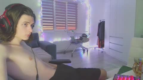 Snapshot of abobus123 chatting on 12/07/24, 12:24 hi  cum in pvt noi extra tip online show from 12/07/24, 12:24