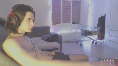 Snapshot of abobus123 chatting on 12/12/24, 12:55 hi  cum in pvt noi extra tip online show from 12/12/24, 12:55