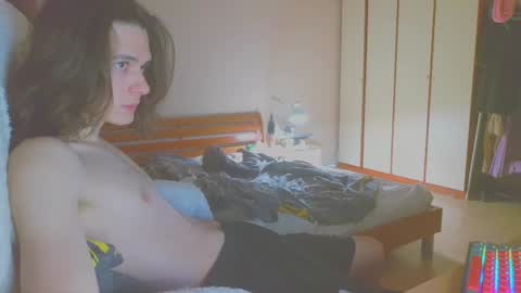 Snapshot of abobus123 chatting on 01/02/25, 08:02 hi  cum in pvt noi extra tip online show from 01/02/25, 08:02