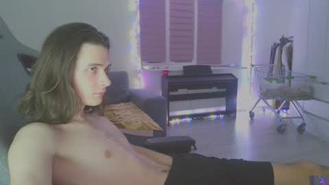 Snapshot of abobus123 chatting on 02/08/25, 02:38 hi  cum in pvt noi extra tip online show from 02/08/25, 02:38