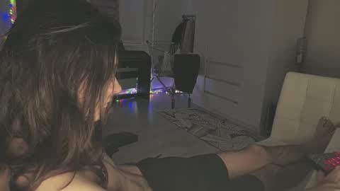 hi  cum in pvt noi extra tip online show from 11/16/25, 02:00