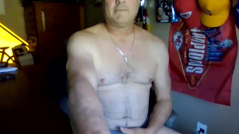 Snapshot of aboringguy chatting on 11/03/25, 07:48 aboringguy online show from 11/03/25, 07:48