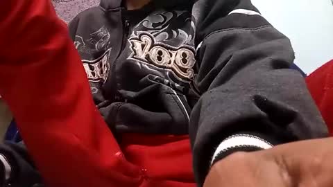 Snapshot of abreculitos2 chatting on 12/18/25, 09:59 abreculitos2 online show from 12/18/25, 09:59