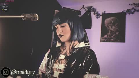 Snapshot of abril__colen chatting on 12/02/24, 07:16 April online show from 12/02/24, 07:16