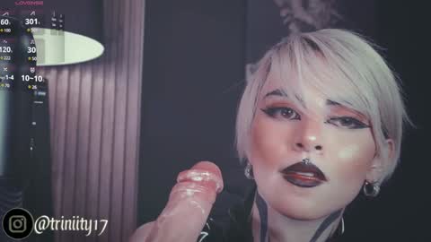 Snapshot of abril__colen chatting on 12/26/24, 07:38 April online show from 12/26/24, 07:38