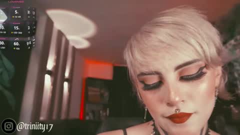 Snapshot of abril__colen chatting on 09/12/25, 02:33 April online show from 09/12/25, 02:33