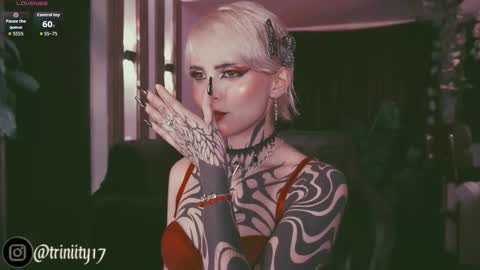 Snapshot of abril__colen chatting on 09/21/25, 03:19 April online show from 09/21/25, 03:19