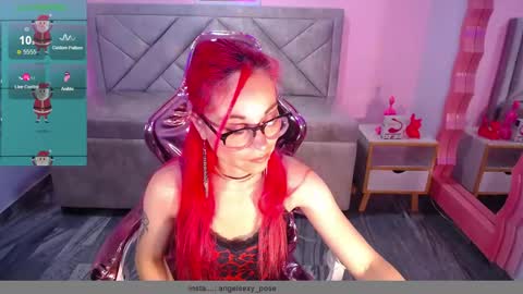 abril_ch_ online show from 12/21/25, 11:06