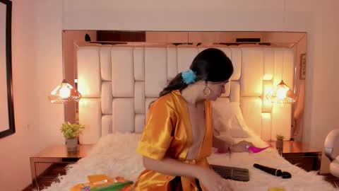 Snapshot of abril_cooper11 chatting on 10/02/25, 02:51 abril_cooper11 online show from 10/02/25, 02:51